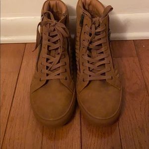 Men’s shoe boot